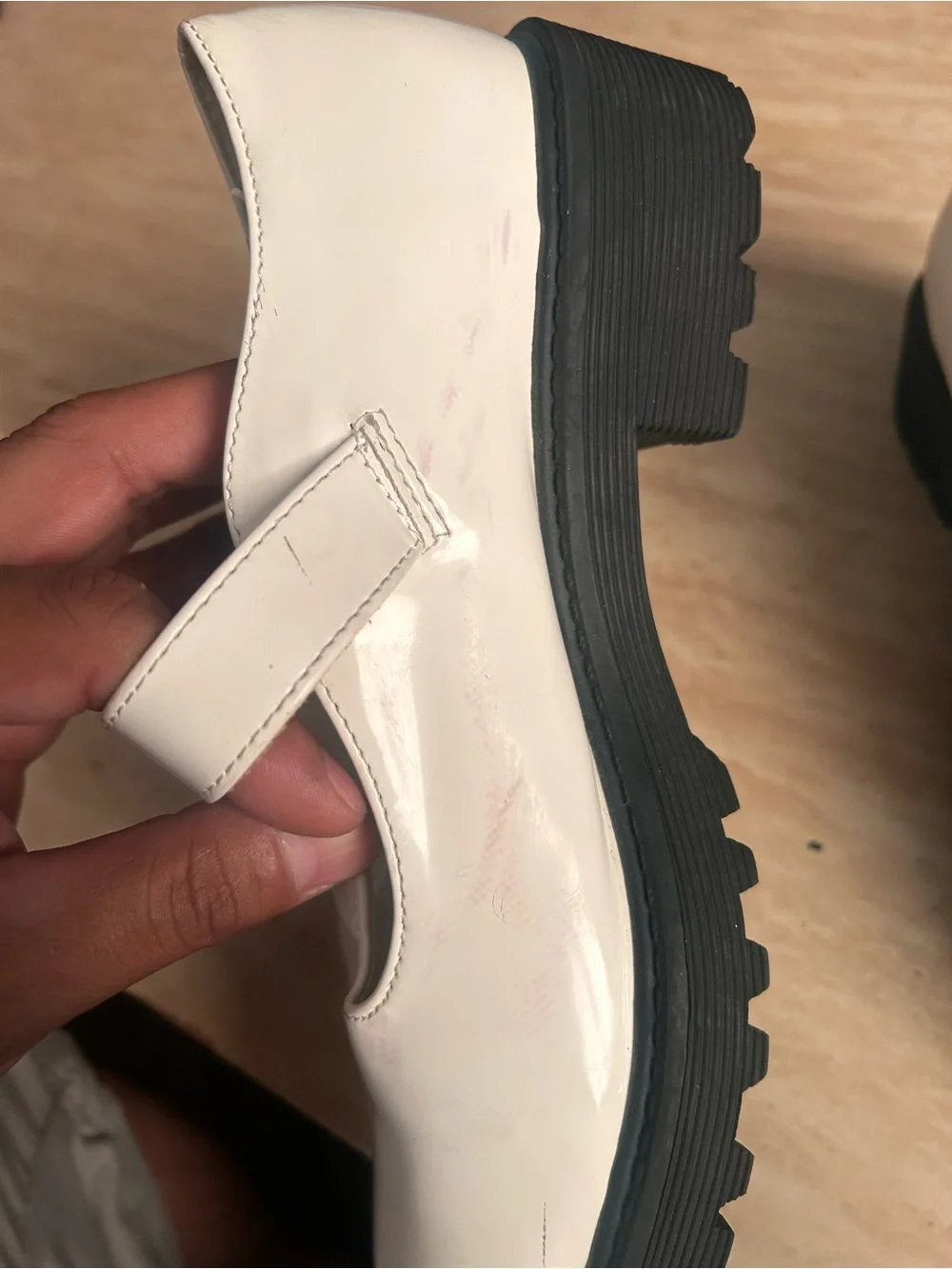 Wonder Nation Mary Jane T-Strap Platform White Patent Girls Size 4 Memory Foam